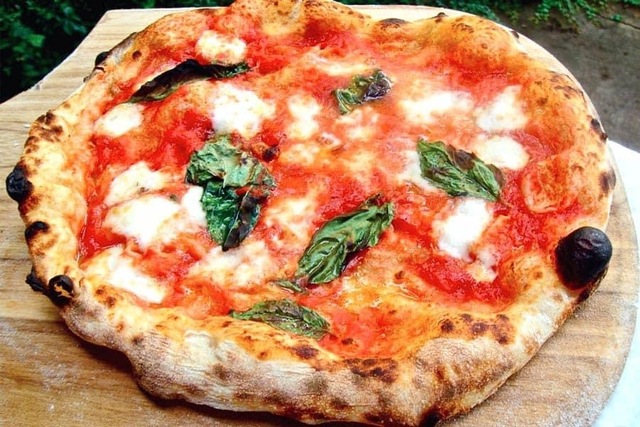 Torna la pizza