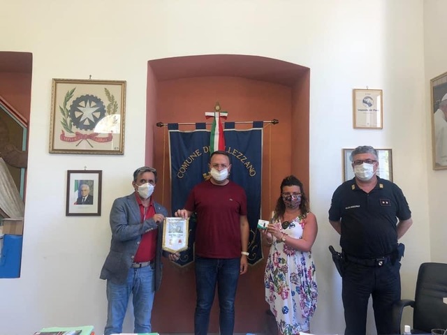 Rotary  Club - Salerno Nord dei Due Principati dona un saturimetro al Comune di Pellezzano