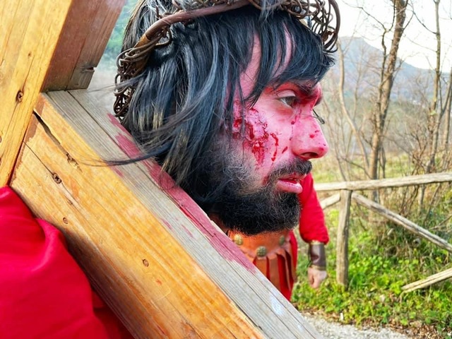 Via Crucis vivente virtuale a Capriglia